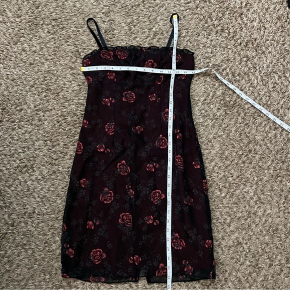 Zum Zum by Niki Livas Y2K Vintage 90s Red Black Floral Mini Size 3 - 4 Dress - Picture 3 of 9
